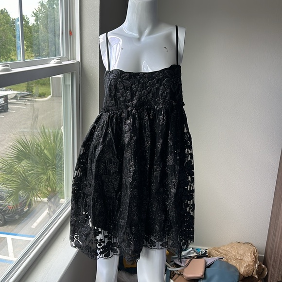 FREE PEOPLE MINI DRESS SIZE XS NWOT - Picture 1 of 7